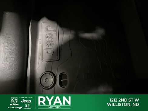 New 2026 Jeep Wrangler Unlimited Rubicon AWD/4WD image 25