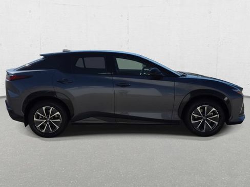 Certified 2023 Lexus RZ 450e Premium w/ Technology Package AWD/4WD image 4