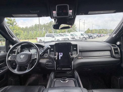 Used 2020 RAM 2500 Limited AWD/4WD image 11