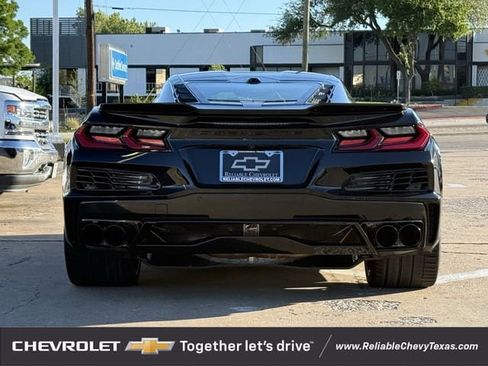 Used 2025 Chevrolet Corvette E-Ray w/ ZER Performance Package AWD/4WD image 8