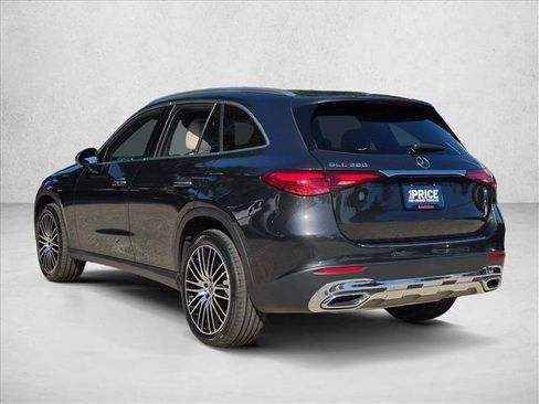 Used 2024 Mercedes-Benz GLC 300 image 8