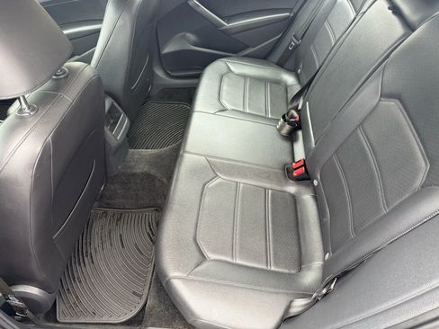 Used 2015 Volkswagen Passat 1.8T Limited Edition image 16