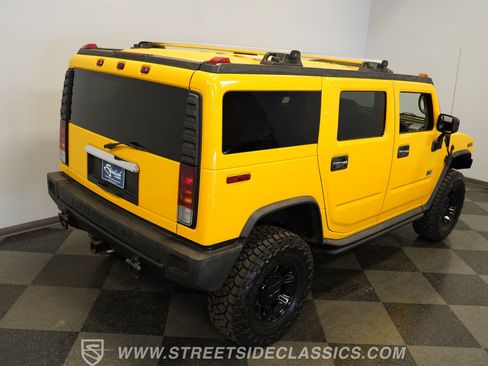 Used 2004 HUMMER H2 w/ Preferred Equipment Group AWD/4WD image 28