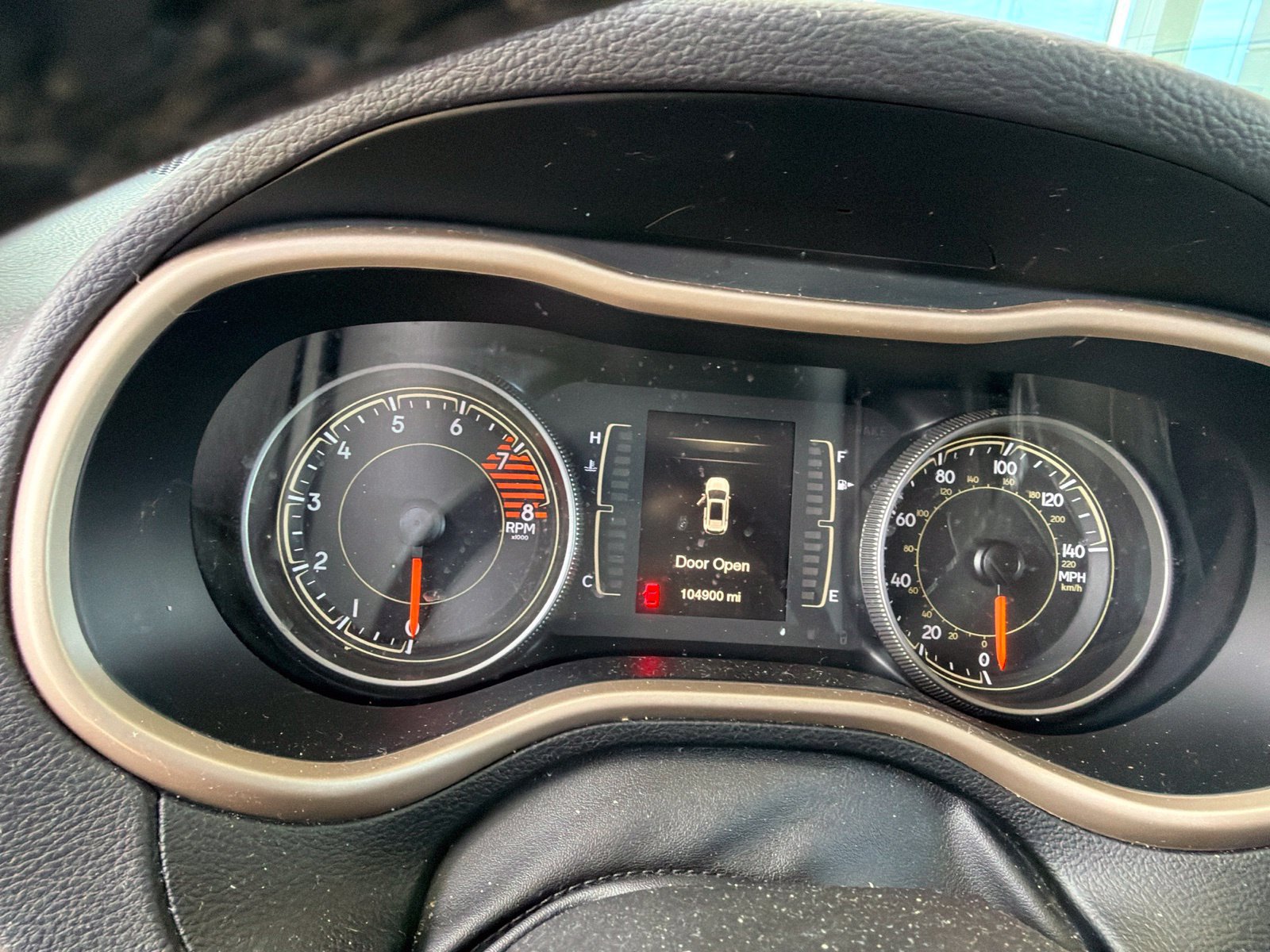 Used 2016 Jeep Cherokee Latitude FWD image 8