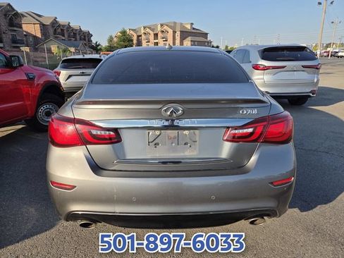 Used 2018 INFINITI Q70 L 3.7 RWD image 5