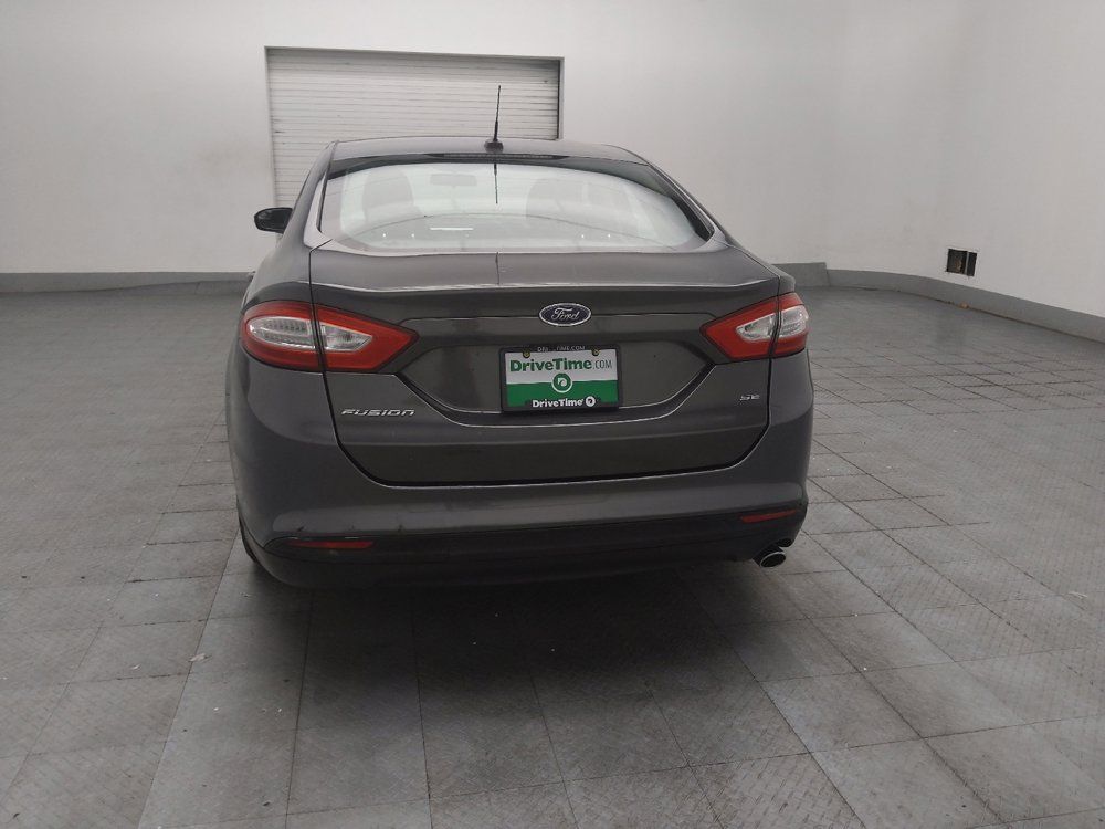 Used 2016 Ford Fusion SE FWD image 6
