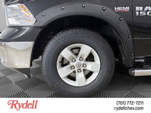 Used 2017 RAM 1500 Classic SLT w/ Protection Group AWD/4WD image 9
