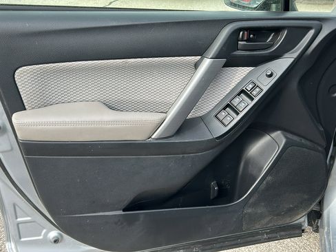 Used 2018 Subaru Forester 2.5i Premium image 10