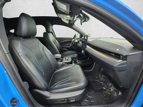 Used 2021 Ford Mustang Mach-E Premium w/ Equipment Group 301A AWD/4WD image 24