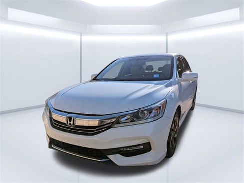 Used 2016 Honda Accord EX-L image 8