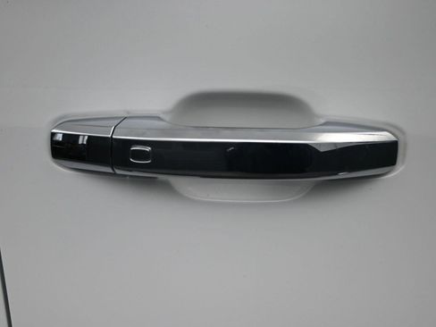 Used 2024 GMC Sierra 2500 Denali w/ Denali Reserve Package image 8