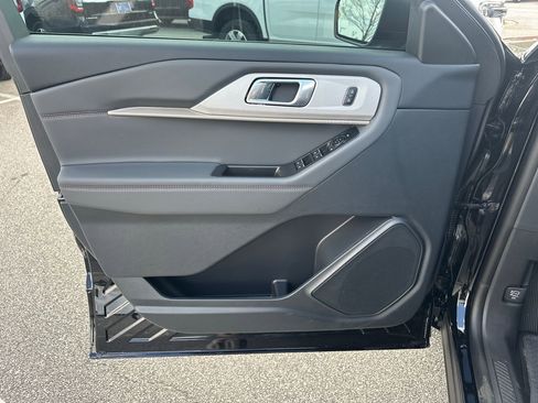 New 2026 Ford Explorer Active image 40