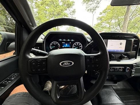 Used 2022 Ford F150 XL w/ Equipment Group 101A High AWD/4WD image 8