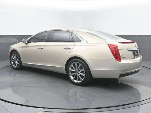 Used 2015 Cadillac XTS FWD image 4