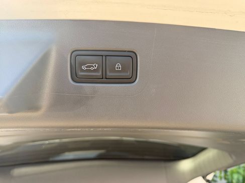 Used 2026 Hyundai Santa Fe SEL FWD image 19