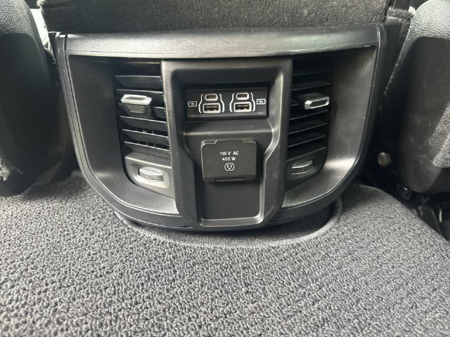 Used 2024 RAM 2500 Laramie AWD/4WD image 23