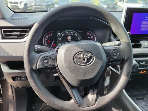 Used 2024 Toyota RAV4 LE FWD image 25