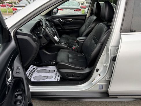 Used 2019 Nissan Rogue SL AWD/4WD image 9