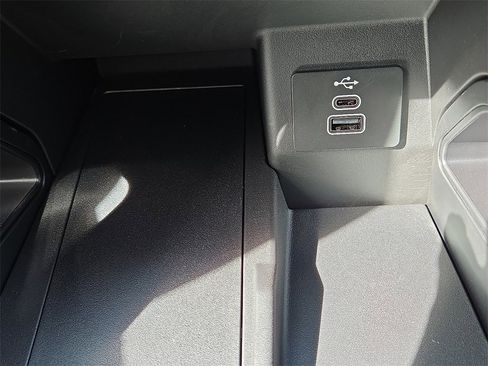 New 2025 Ford Ranger XL image 25