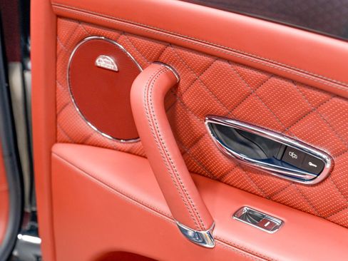 Used 2017 Bentley Flying Spur S W12 AWD/4WD image 93