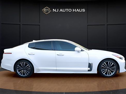 Used 2019 Kia Stinger Premium RWD image 13