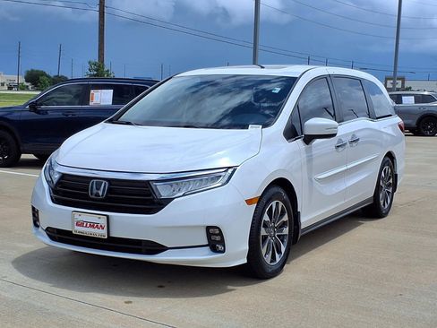 Used 2023 Honda Odyssey EX-L image 4