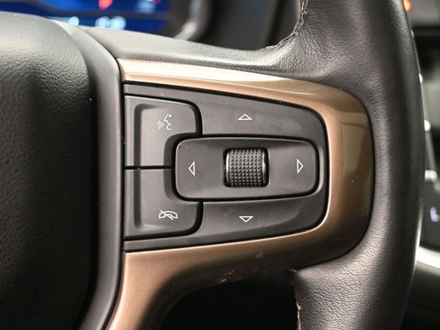 Used 2024 Chevrolet Suburban High Country w/ Advanced Technology Package image 13