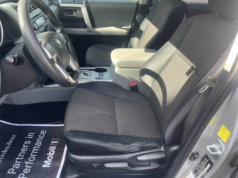 Used 2010 Toyota 4Runner SR5 image 7