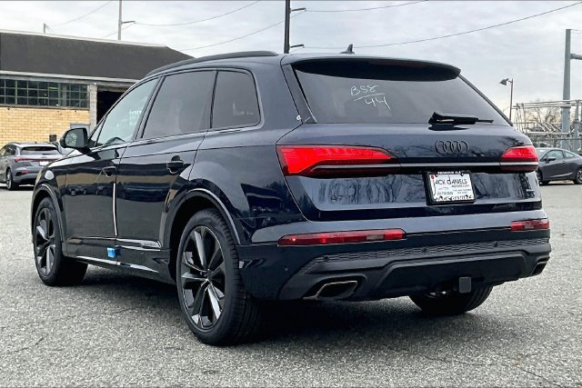 New 2026 Audi Q7 2.0T Premium AWD/4WD image 3