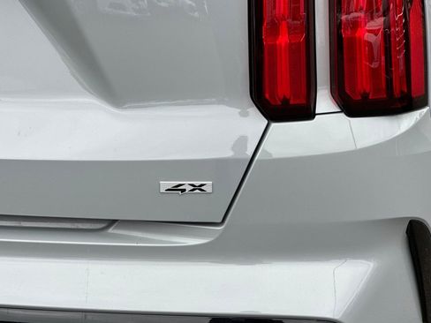 Certified 2023 Kia Sorento SX AWD/4WD image 36