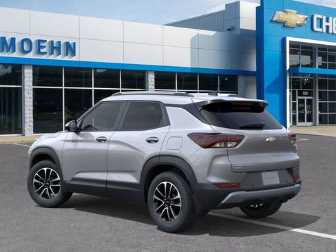 New 2026 Chevrolet TrailBlazer LT w/ Convenience Package AWD/4WD image 3