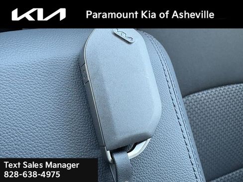 New 2026 Kia Sportage S image 28