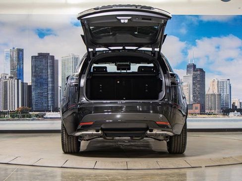 Used 2026 Land Rover Range Rover Velar Dynamic SE image 12