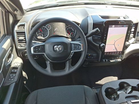 Used 2025 RAM 2500 Big Horn AWD/4WD image 20