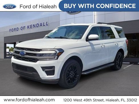Used 2023 Ford Expedition XLT RWD image 1