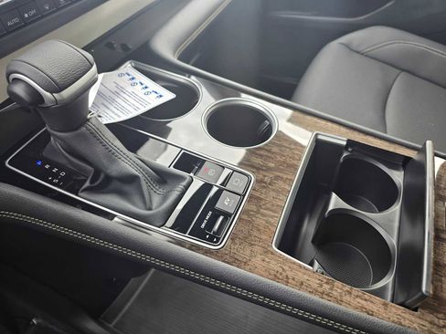 New 2026 Toyota Sienna Limited image 31