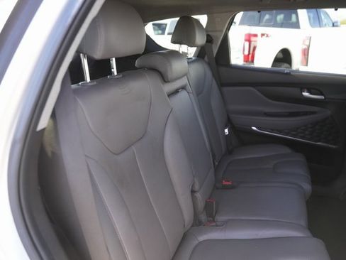 Used 2019 Hyundai Santa Fe Ultimate w/ Cargo Package image 17