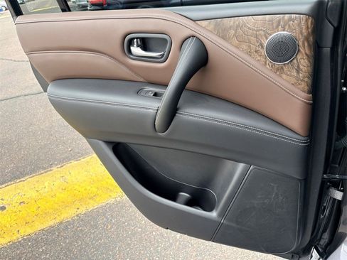 Used 2022 INFINITI QX80 Premium Select w/ Cargo Package image 22