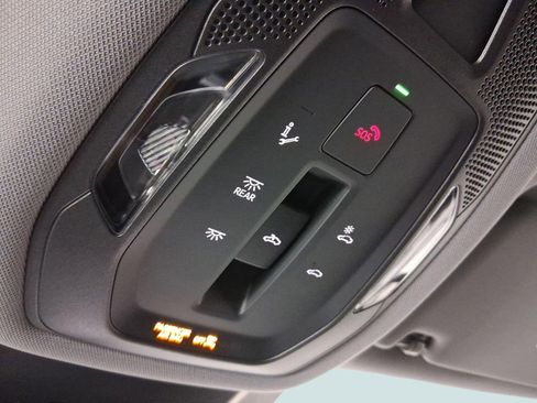 New 2025 Audi Q5 Premium Plus image 17