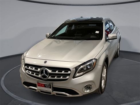 Used 2019 Mercedes-Benz GLA 250 4MATIC image 1