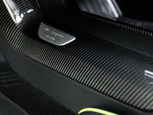 Used 2015 Porsche 918 Spyder AWD/4WD image 33