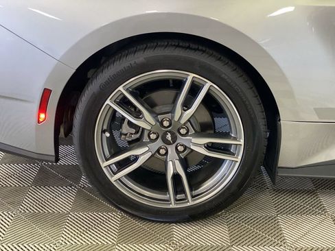 Used 2025 Ford Mustang Premium RWD image 37