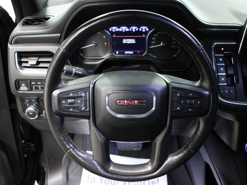 Used 2021 GMC Yukon AT4 image 18