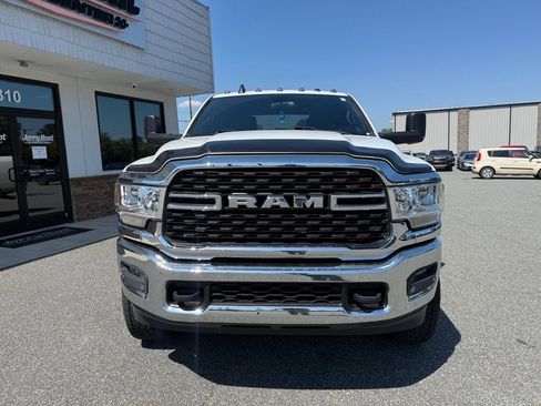 Used 2022 RAM 2500 Big Horn w/ Snow Chief Group AWD/4WD image 9