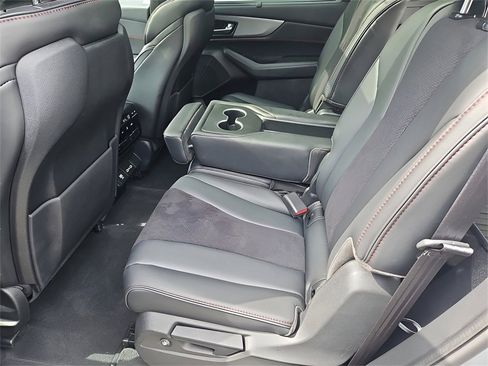 Used 2024 Acura MDX A-Spec image 33