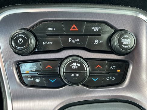 Used 2018 Dodge Challenger SXT Plus RWD image 17