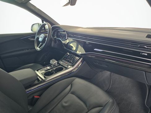 Used 2025 Audi Q7 3.0T Premium Plus AWD/4WD image 45