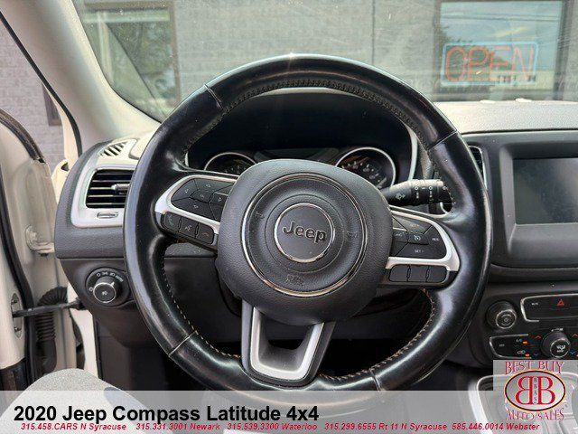 Used 2020 Jeep Compass Latitude w/ Cold Weather Group AWD/4WD image 18