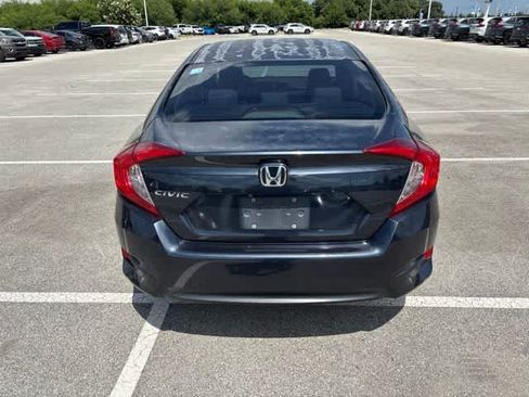 Used 2018 Honda Civic LX image 4