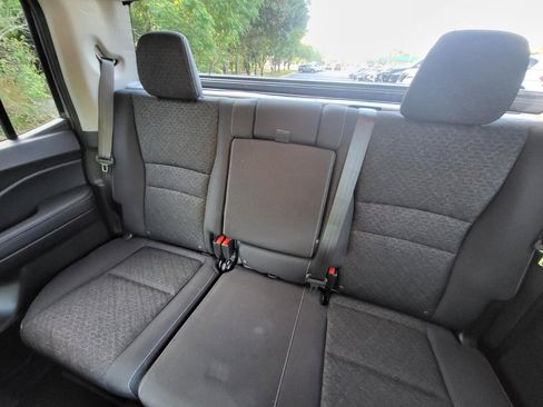 Used 2024 Honda Ridgeline Sport image 12